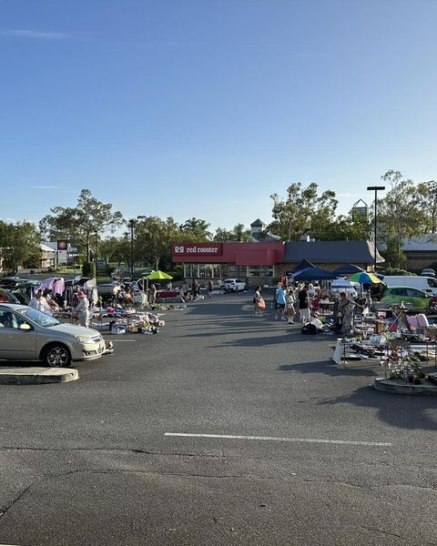 Helensvale Lions Car Boot Sale